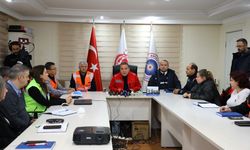 Başkan Böcek, “Afetzedelerin hesaplarına 10 bin TL yatırıldı”
