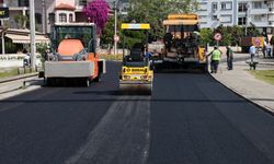 MANAVGAT BELEDİYESİ, YOL YENİLEME ÇALIŞMALARINA DEVAM EDİYOR