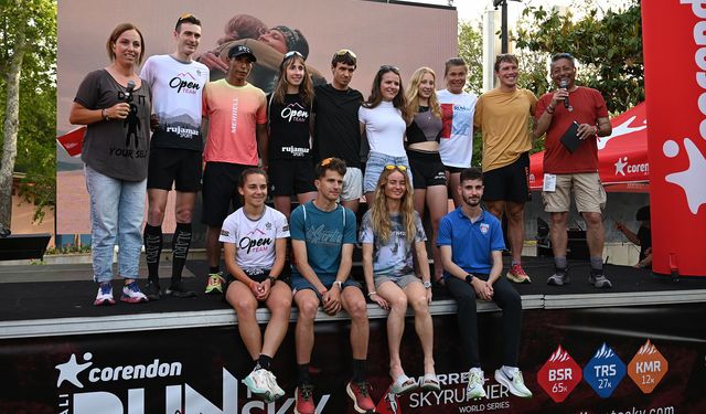 Kemer’de açık hava sineması keyfi